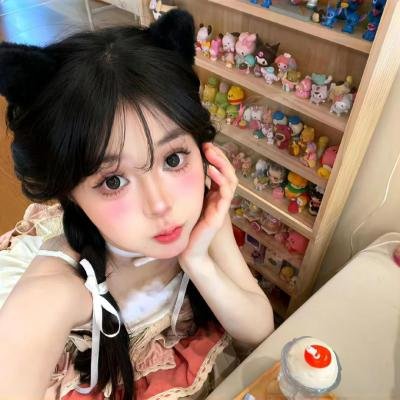 漂亮宝贝直播中 在线观看封面